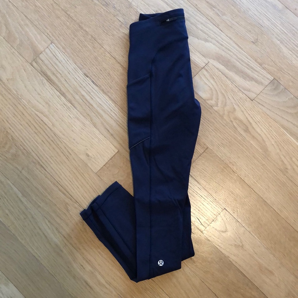 Navy lululemon leggings